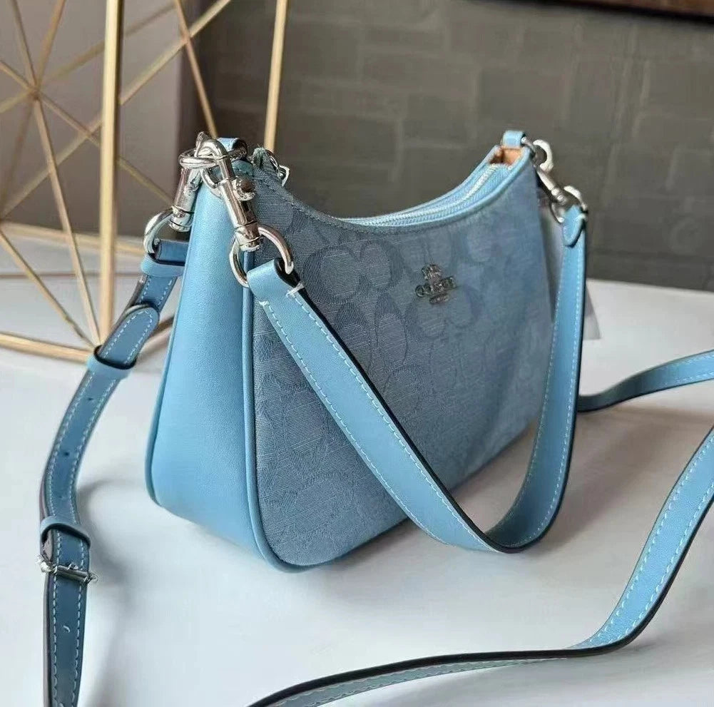 NWT Coach Teri shoulder Bag signature Chambray Light Blue CH139 New Outlet
