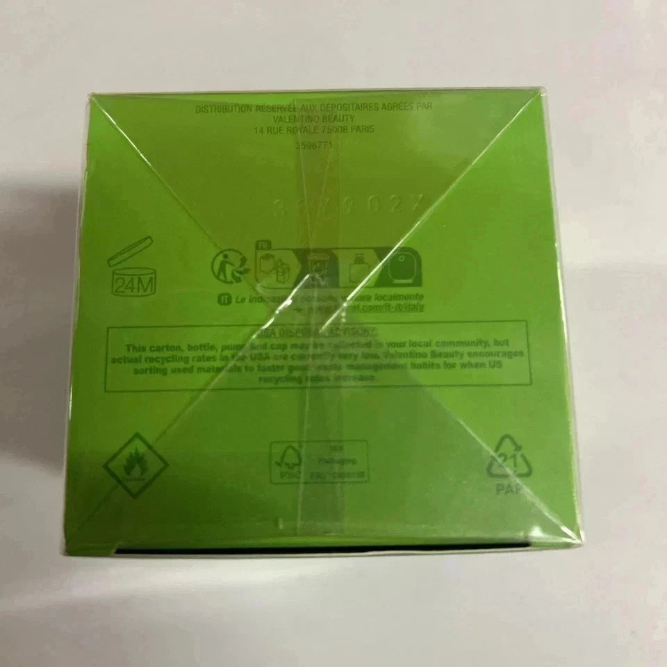 Valentino Born in Roma Green Stravaganza Eau de Parfum 100 ml / 3.4 oz