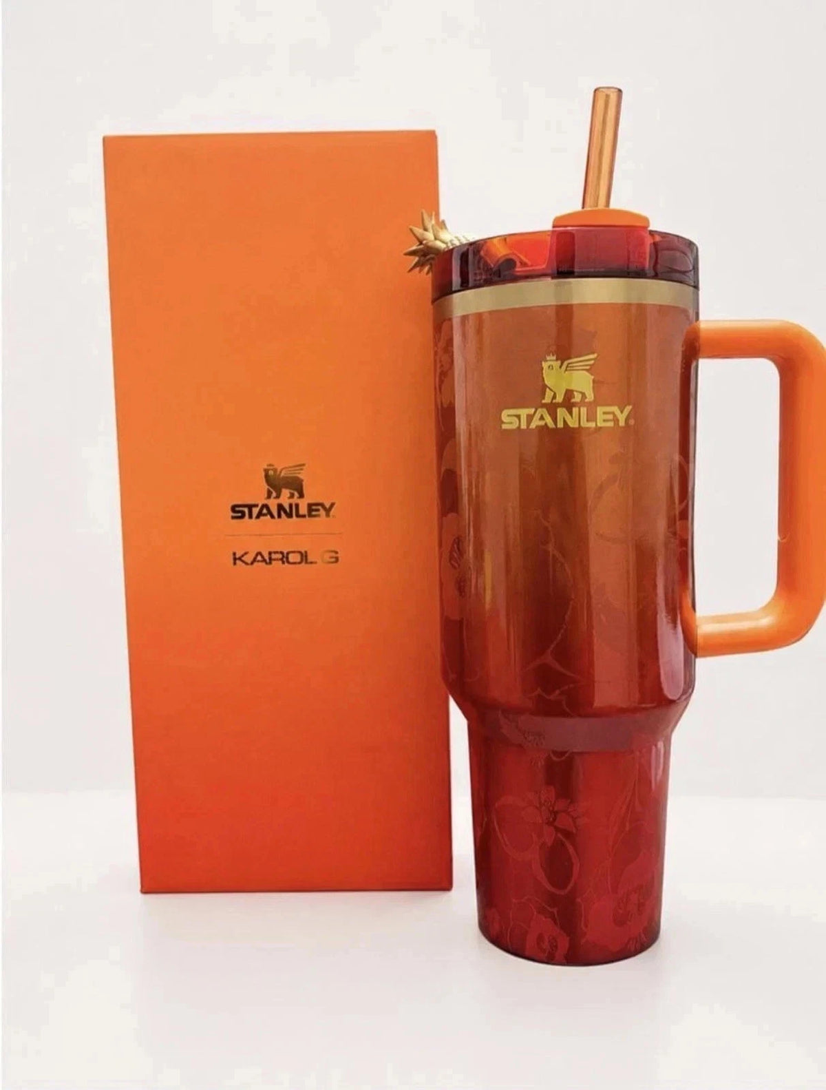 Stanley x KAROL G Quencher H2.0 40 oz Tumbler – Reusable Drinkware – photo 3